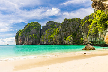 beautiful of the  the beach, Ma Ya bay, Phi Phi island  krabi province Thailand.