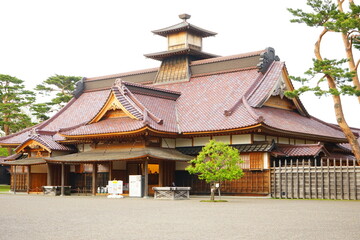 Obraz premium Historical Magistrate's Office at Hakodate Goryokaku fort surrounded by canal from Goryokaku Tower in Hokkaido, Japan - 日本 北海道 函館市 五稜郭 箱館奉行所