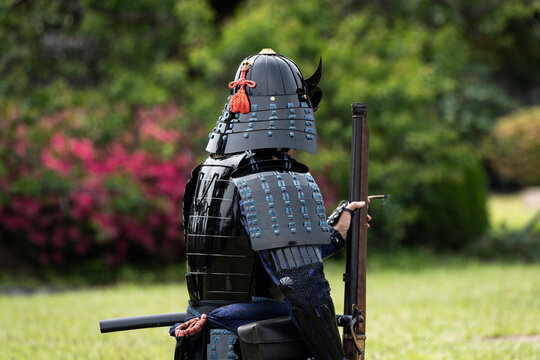 鎧武者 の画像 7 7 件の Stock 写真 ベクターおよびビデオ Adobe Stock