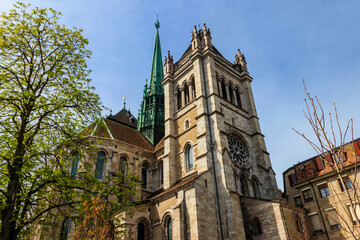 Fototapeta na wymiar St. Peter's Cathedral in Geneva, Switzerland