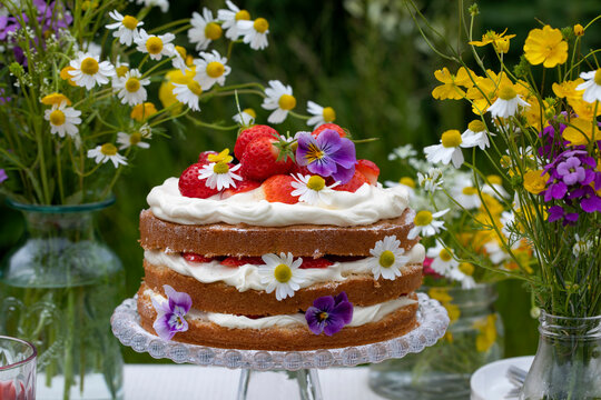 Scandinavian midsummer strawberry and cream cake
