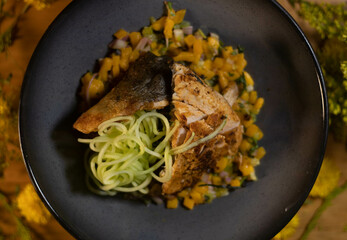 platillo con pescado 