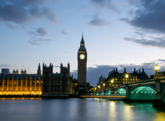 Fototapeta na wymiar houses of parliament