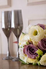 bridal bouquet, bouquet of roses, glasses