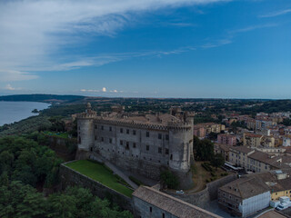 Fototapeta premium Il Castello degli Odescalchi sul lago di Bracciano