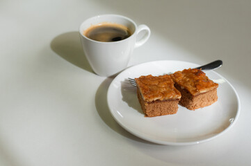 toffee brownies cake on a table