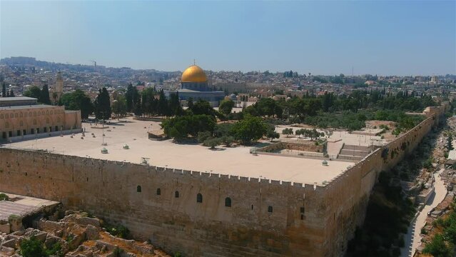 Dome of the rock al Aqsa mosque, aerial view

Beautiful drone shot from Old city of Jerusalem al Aqsa Mosque, June, 2022
