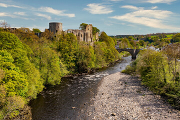 Fototapeta na wymiar Barnard Castle is County Durham, Northern England
