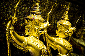 golden buddha statue