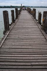 Obraz premium U Bein's Bridge. Amarapura. The longest teak wood bridge in the world. Mandalay Division. Myanmar, Asia