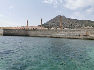 La magnifica Sicilia! I migliori paesaggi ed i monumenti di: Palermo, Cefalù, Morreale, San Vito lo Capo, Trapani, Erice, Sciacca, Agrigento, le Saline, Siracusa, Etna e Taormina.