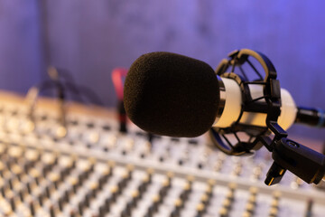 Obraz premium Microphone in record studio. Music concept with sound mixer
