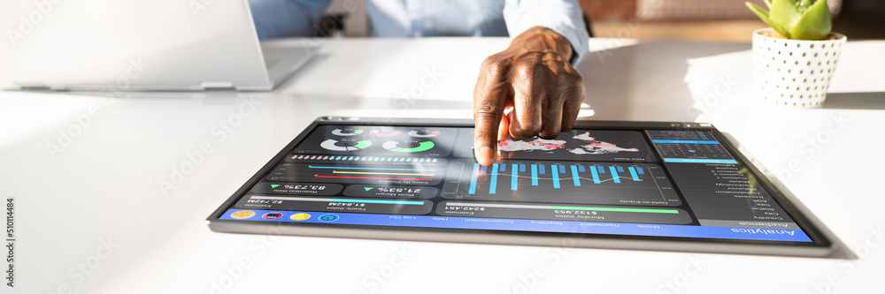 Poster african businessman using analytics data kpi dashboard