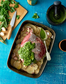 Shoulder of lamb with green sauce