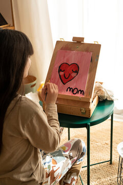 Hand drawing for mother's day gifts