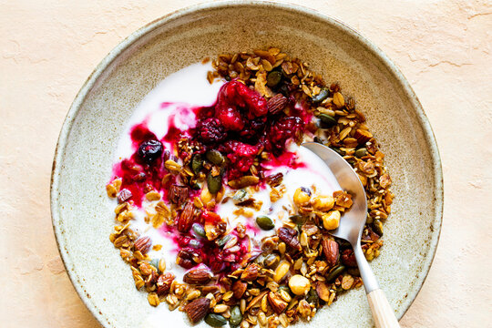 Nut granola with fruit with kefir