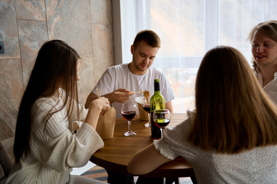 meeting friends for dinner