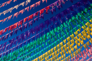 Fototapeta premium bandeiras coloridas decorativas de festa junina no brasil