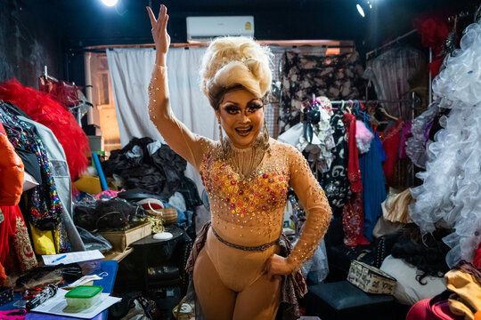 Drag queen gets ready for a performance
