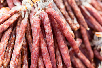 Cantonese sausage is bundled into a string