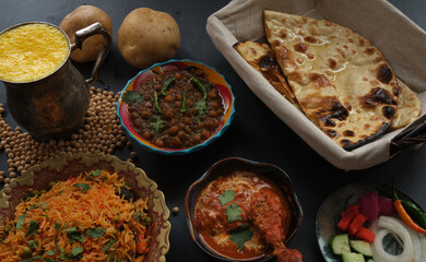 Chana and Garlic Naan with Mango Lassi and Pulao