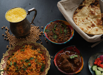 Chana and Garlic Naan with Mango Lassi and Pulao