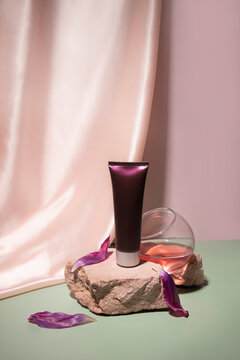 Cosmetic Cream Dispenser Product