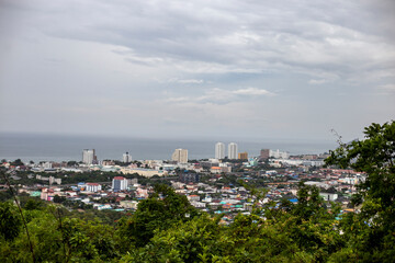 Obraz premium View of the city from the mountains