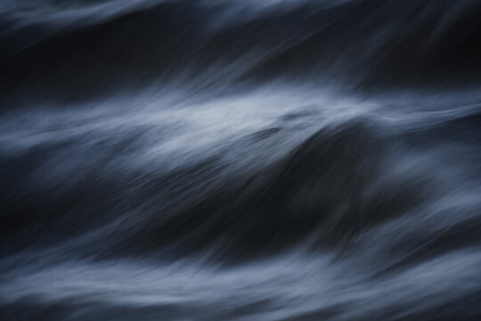 Deep Blue Wave in Motion 06