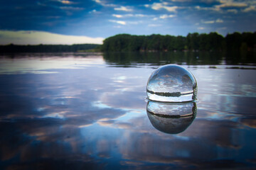 Strand - Wasser - Lensball - Ecology - Bioeconomy - High quality photo