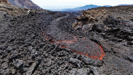 Colata di lava in dettaglio - Etna,Sicilia © Etna ·REC Attivo