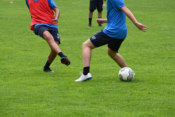 giocatori calcio tunnel marcare difensore