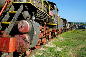 Fototapeta na wymiar old trains in trinidas on cuba