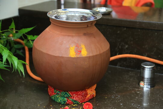 Graha Pravesh. Graha Pravesh is a Hindu ceremony performed on the occasion of an individual's first time entering their new home. Hindu Hawan pooja Rituals.  Hawan Ahuti and preparation. 