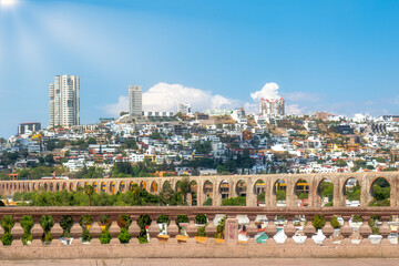 Premium image with copyspace of the arches of queretaro in mexico