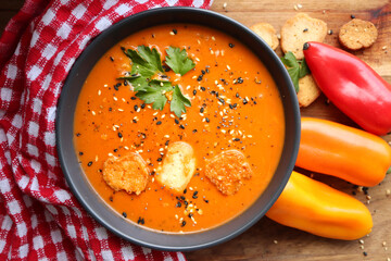 tomato and pepper soup with croutons