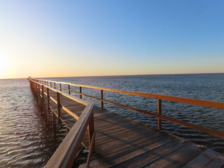 Obraz premium pier at sunset
