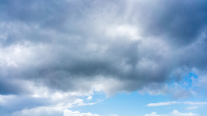 Obraz premium Dark clouds on stormy day