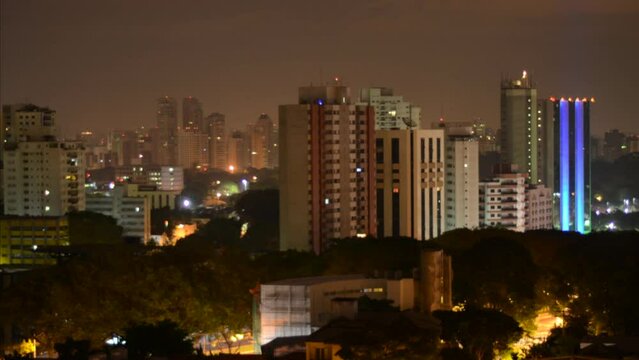 
S&atilde;o Paulo city 24-hour timeline. View of Ibirapuera Park and the Vila Mariana district in the city of S&atilde;o Paulo.

