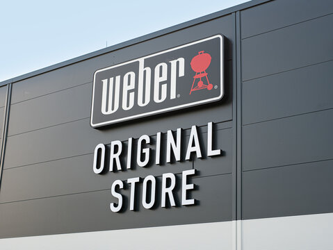 Weber Original Store Remscheid Lennep Grillardor Grill Shop Stock-Foto |  Adobe Stock