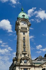Fototapeta na wymiar le campanile de la gare ferroviaire des Bénédictins à Limoges