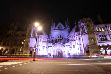 Fototapeta na wymiar Royal Courts of Justice, London