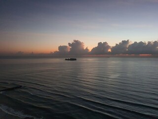 Fototapeta premium sunset over the sea