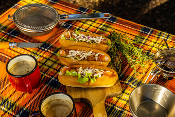 キャンプで朝食を　 breakfast at the campsite