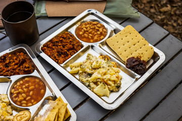 キャンプで朝食を　 breakfast at the campsite