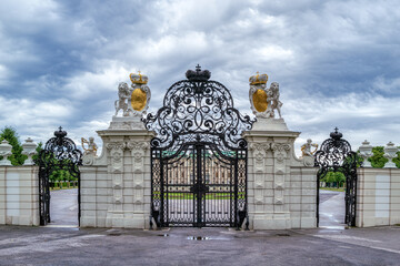 Eingangstor zum Park des Oberen Belvedere | Wien - obrazy, fototapety, plakaty
