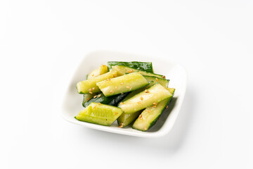 たたききゅうりのごま塩和え