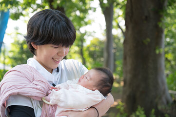 赤ちゃんと公園