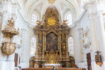 View on the altar of the Abteikirche (abbey church) Seligenthal. Rococo style architecture.