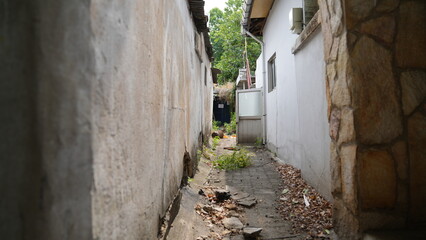 a shabby alley